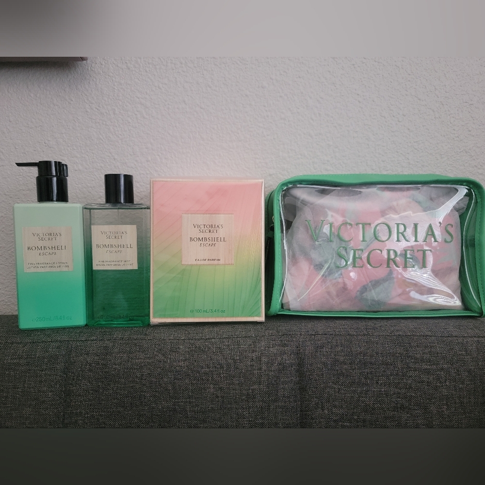 Victoria's Secret Bombshell Escape Bundle -3.4 oz Perfume, Mist, Lotion & Bag